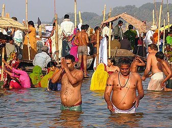 Ganges, Indie, święta rzeka, Kumbh Mela, Święto Dzbana, hinduscy święci, sadhu, asceci, mędrcy, jagini, fakir, Yamuna, hinduizm, Delhi, Meczet Jama Masjid, Corbett Wildlife Reserve, Babowie, Himalaje